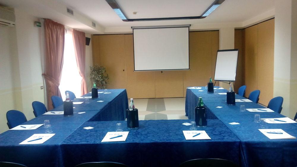 Best Western Hotel Rocca Cassino Exterior foto